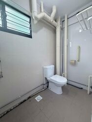 Blk 240 Yishun Ring Road (Yishun), HDB 5 Rooms #575904241